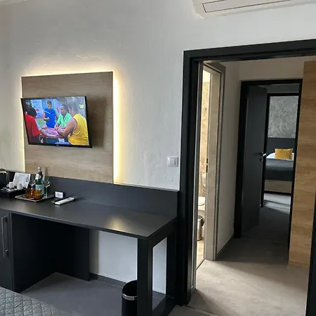 14dveri Guest house Drnholec