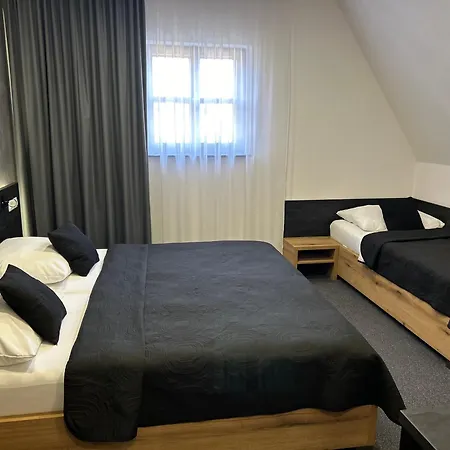 Πανσιόν 14dveri 4*