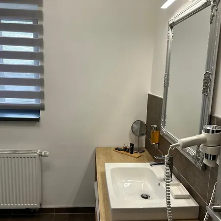 14dveri Guest house Drnholec