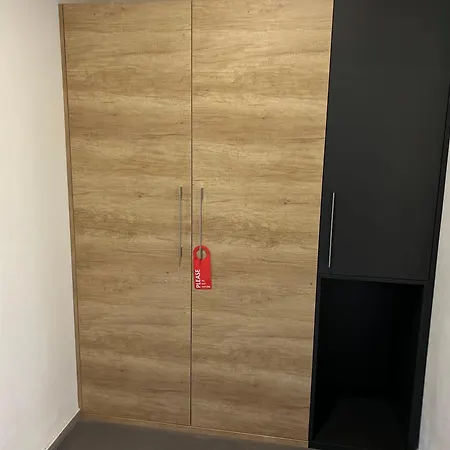 14dveri Πανσιόν 4*