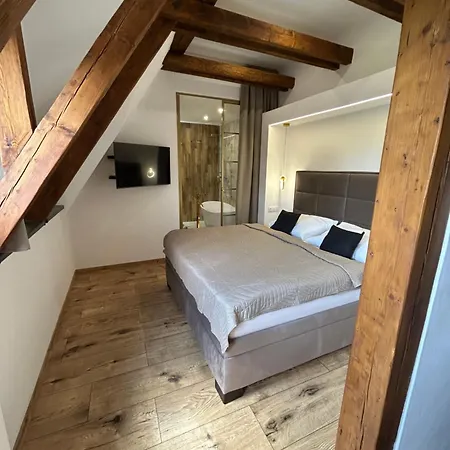 14dveri Guest house Drnholec